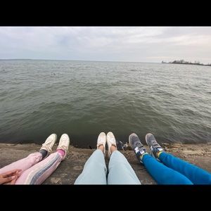 Meet your Posher, Basela